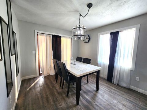 Tiny photo for 710 Central Ave NW Ave, Orange City, IA 51041 (MLS # 831895)