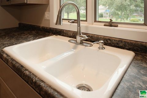 Tiny photo for 1328 1st Ave SE, Sioux Center, IA 51250 (MLS # 829551)