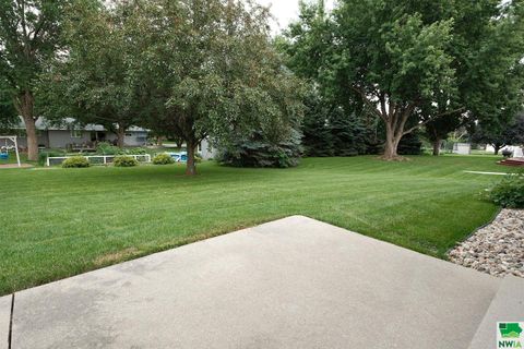 Tiny photo for 1328 1st Ave SE, Sioux Center, IA 51250 (MLS # 829551)