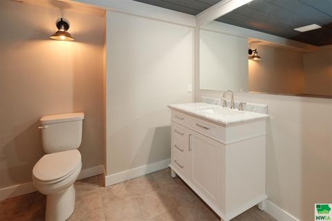 Tiny photo for 1328 1st Ave SE, Sioux Center, IA 51250 (MLS # 829551)