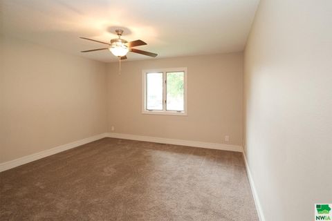 Tiny photo for 1328 1st Ave SE, Sioux Center, IA 51250 (MLS # 829551)