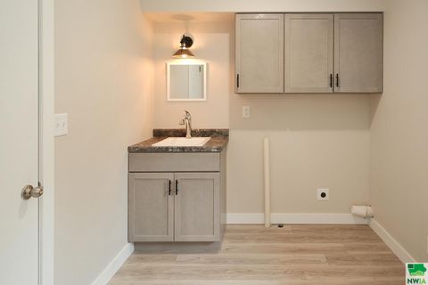 Tiny photo for 1328 1st Ave SE, Sioux Center, IA 51250 (MLS # 829551)