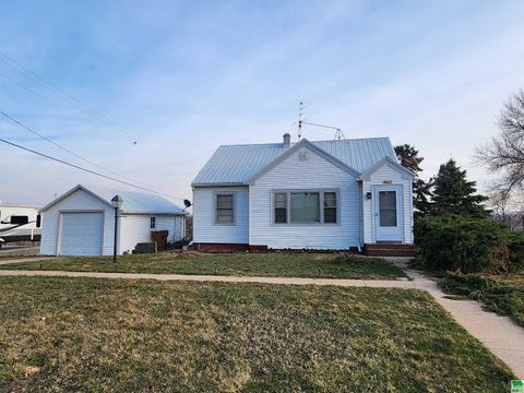 Single Family Residence in Emerson NE 308 Warnock.jpg