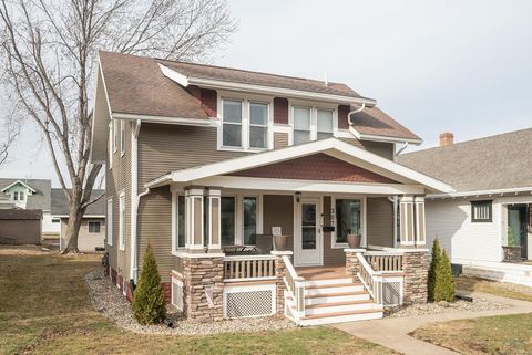 Photo of 307 3rd St NE St, Orange City, IA 51041 (MLS # 832212)