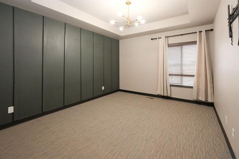 Tiny photo for 710 12th Street NE, Unit #4 St, Sioux Center, IA 51250 (MLS # 831710)