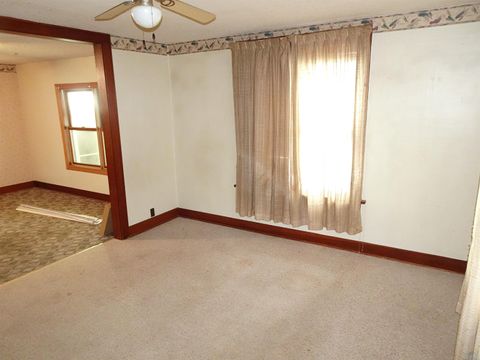 Tiny photo for 1218 Iselin Avenue, Sheldon, IA 51201 (MLS # 831748)