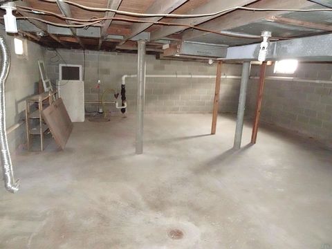 Tiny photo for 1218 Iselin Avenue, Sheldon, IA 51201 (MLS # 831748)