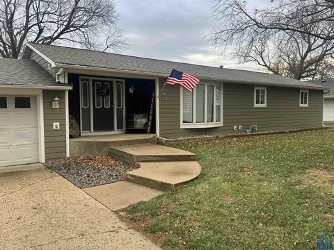 Tiny photo for 502 Grove Street, Boyden, IA 51234 (MLS # 831160)