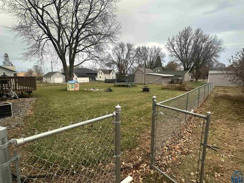 Tiny photo for 502 Grove Street, Boyden, IA 51234 (MLS # 831160)