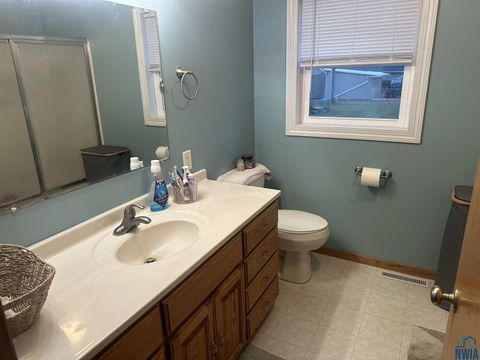 Tiny photo for 502 Grove Street, Boyden, IA 51234 (MLS # 831160)