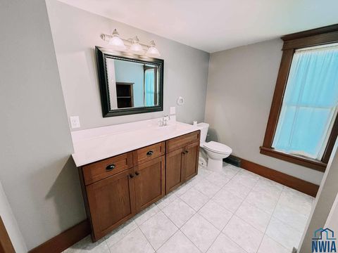 Tiny photo for 416 Central Ave SW Ave, Orange City, IA 51041 (MLS # 830981)