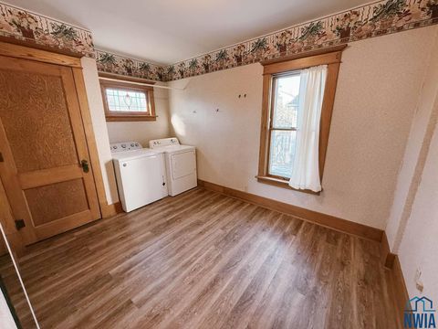 Tiny photo for 416 Central Ave SW Ave, Orange City, IA 51041 (MLS # 830981)