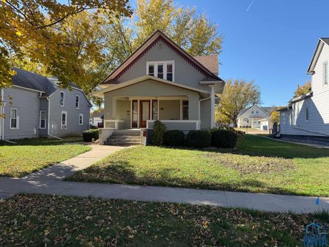 Tiny photo for 416 Central Ave SW Ave, Orange City, IA 51041 (MLS # 830981)
