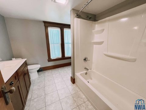 Tiny photo for 416 Central Ave SW Ave, Orange City, IA 51041 (MLS # 830981)