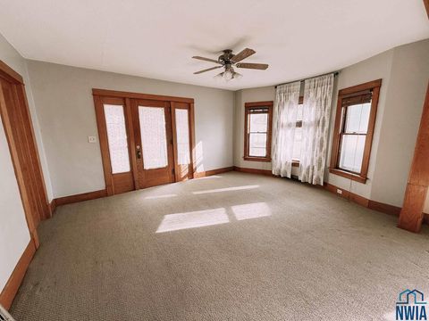 Tiny photo for 416 Central Ave SW Ave, Orange City, IA 51041 (MLS # 830981)