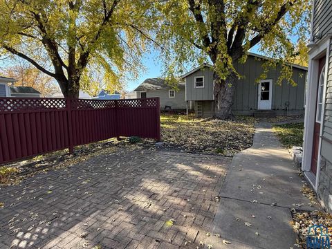 Tiny photo for 416 Central Ave SW Ave, Orange City, IA 51041 (MLS # 830981)