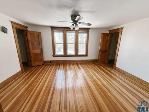 Tiny photo for 416 Central Ave SW Ave, Orange City, IA 51041 (MLS # 830981)