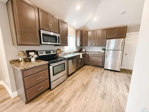 Tiny photo for 212 Arizona Ave NW, Orange City, IA 51041 (MLS # 831543)