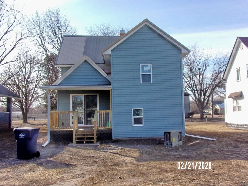 Photo of 1416 Avenue F, Hawarden, IA 51023 (MLS # 831926)