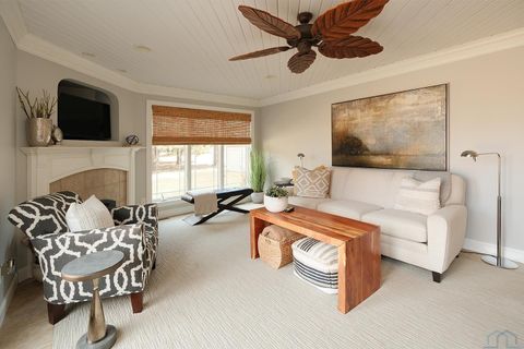 Tiny photo for 920 2nd Avenue NE Ave, Sioux Center, IA 51250 (MLS # 831880)