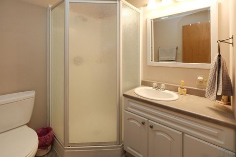 Tiny photo for 920 2nd Avenue NE Ave, Sioux Center, IA 51250 (MLS # 831880)