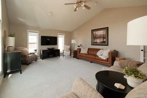 Tiny photo for 920 2nd Avenue NE Ave, Sioux Center, IA 51250 (MLS # 831880)