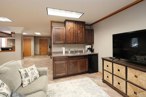 Tiny photo for 920 2nd Avenue NE Ave, Sioux Center, IA 51250 (MLS # 831880)