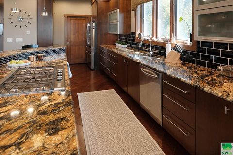 Tiny photo for 1073 Teres View Drive, Sioux Center, IA 51250 (MLS # 829476)