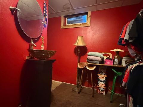 Tiny photo for 847 8th Ave NW Ave, Sioux Center, IA 51250 (MLS # 832201)