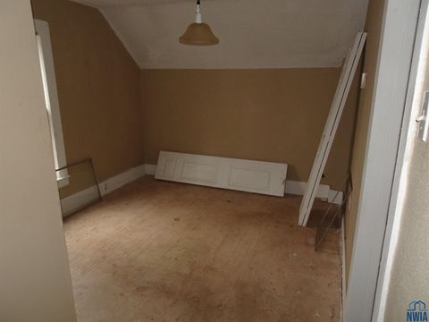 Tiny photo for 818 11th Street, Sheldon, IA 51201 (MLS # 831022)