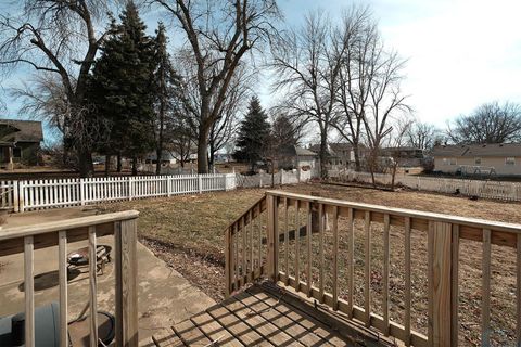 Tiny photo for 37 9th Street SW St, Sioux Center, IA 51250 (MLS # 831731)