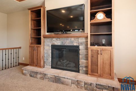 Tiny photo for 2390 Riviera Road, Sioux Center, IA 51250 (MLS # 830617)