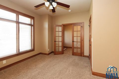 Tiny photo for 2390 Riviera Road, Sioux Center, IA 51250 (MLS # 830617)