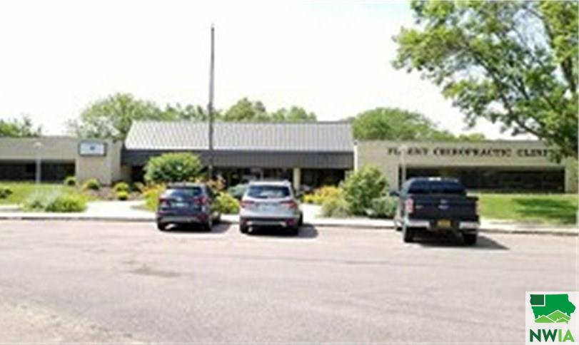 Photo 1 of 10 — 4240 Hickory Lane #4 Unit #4, Sioux City, IA 51106
