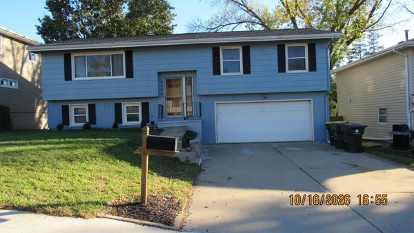 4906 LORRAINE AVE, SIOUX CITY, IA 51106 - Image 2e71e40edb081bdcd9ea90570bdb5312/3029588398