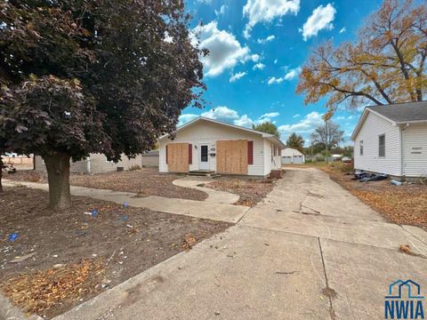 Tiny photo for 1322 15th St, Rock Valley, IA 51247 (MLS # 830839)