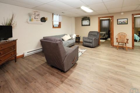 Tiny photo for 3585 Ironwood Ave, Orange City, IA 51041 (MLS # 831741)