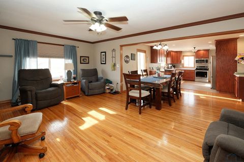 Tiny photo for 3585 Ironwood Ave, Orange City, IA 51041 (MLS # 831741)