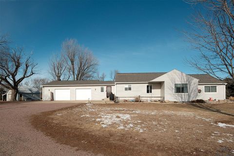Photo of 3585 Ironwood Ave, Orange City, IA 51041 (MLS # 831741)