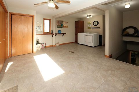 Tiny photo for 3585 Ironwood Ave, Orange City, IA 51041 (MLS # 831741)