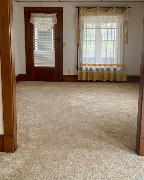 Tiny photo for 911 10th Street, Sheldon, IA 51201 (MLS # 829369)