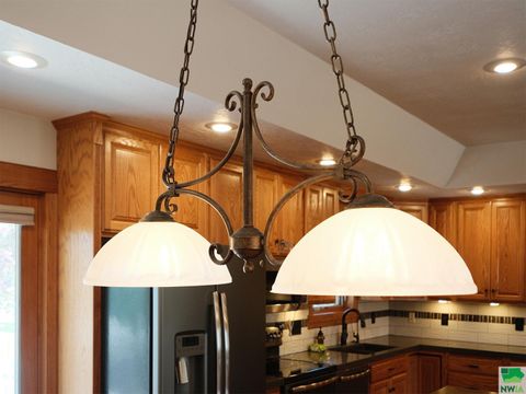 Tiny photo for 544 13th Street Circle SE Cir, Sioux Center, IA 51250 (MLS # 828491)