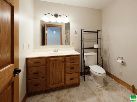 Tiny photo for 544 13th Street Circle SE Cir, Sioux Center, IA 51250 (MLS # 828491)