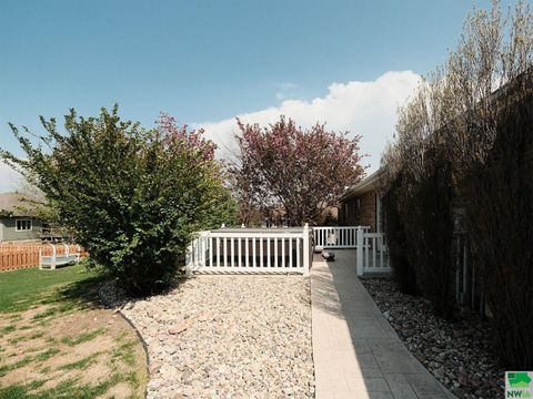 Tiny photo for 544 13th Street Circle SE Cir, Sioux Center, IA 51250 (MLS # 828491)
