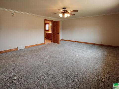 Tiny photo for 544 13th Street Circle SE Cir, Sioux Center, IA 51250 (MLS # 828491)