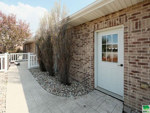 Tiny photo for 544 13th Street Circle SE Cir, Sioux Center, IA 51250 (MLS # 828491)
