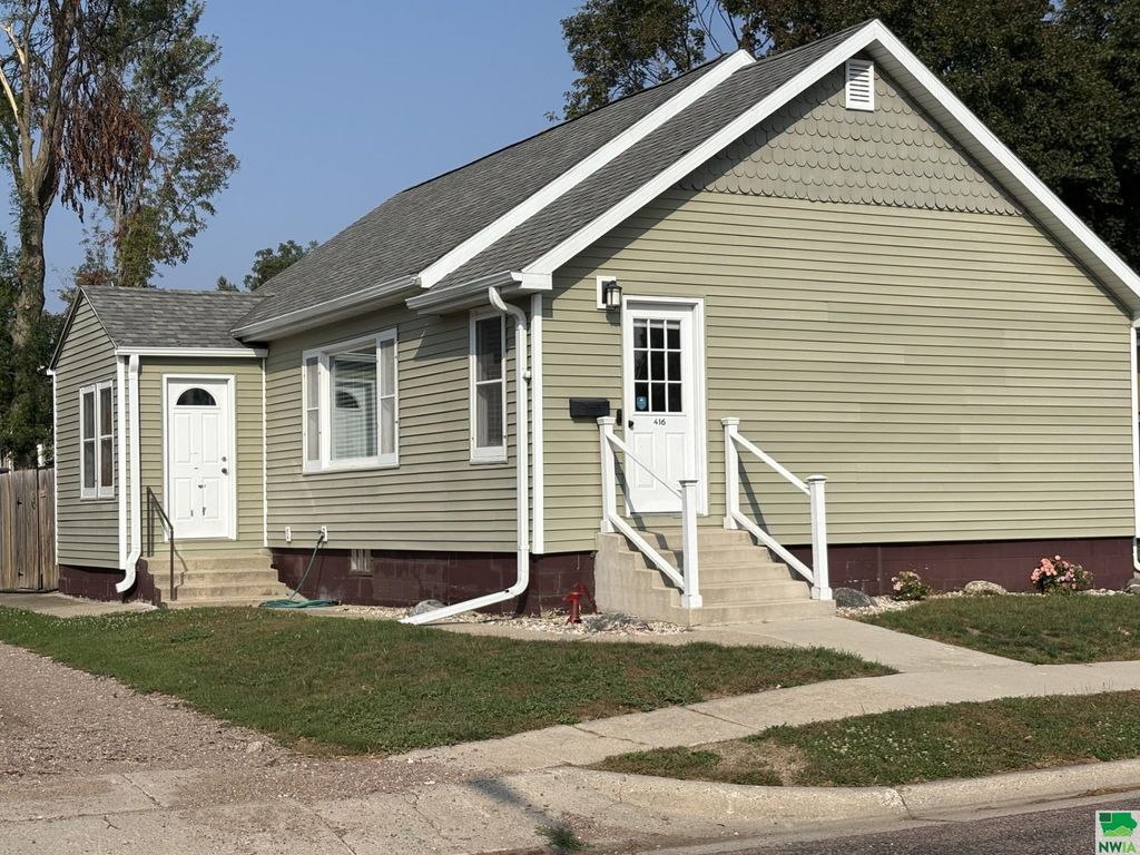 Photo of 416 Boston Ave NE Ave, Orange City, IA 51041 (MLS # 830339)