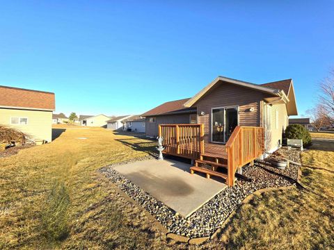 Tiny photo for 604 11th St SE St, Orange City, IA 51041 (MLS # 832169)