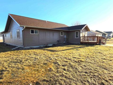 Tiny photo for 604 11th St SE St, Orange City, IA 51041 (MLS # 832169)