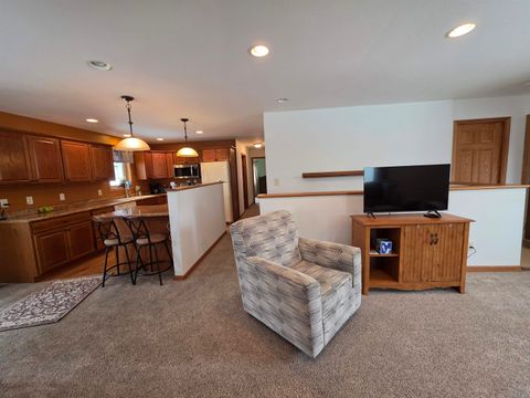 Tiny photo for 604 11th St SE St, Orange City, IA 51041 (MLS # 832169)